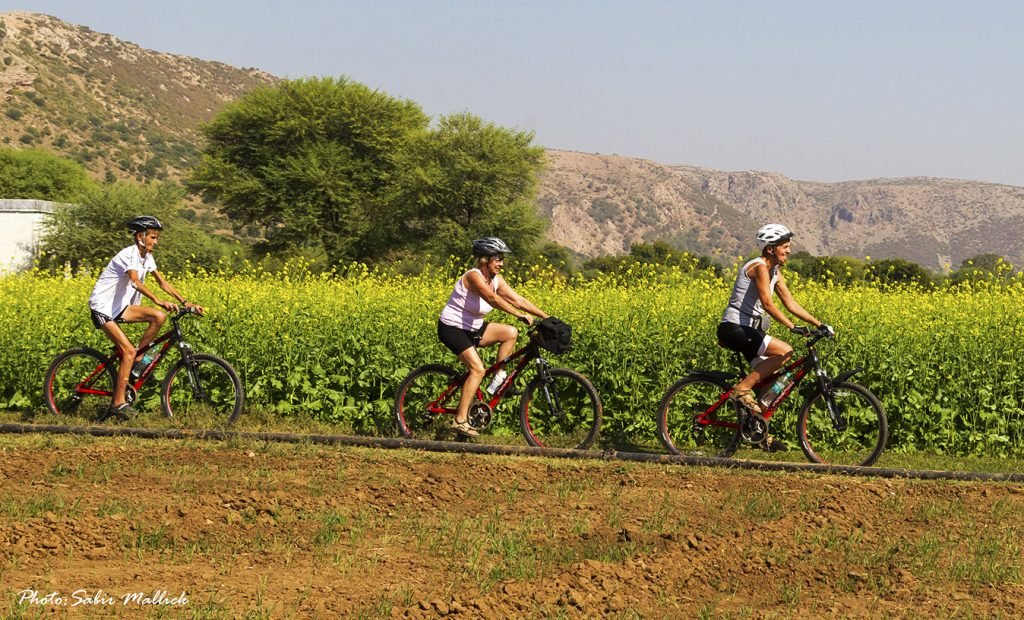 Rajasthan Cycling Tour with Pushkar Camel Fair 17 Days